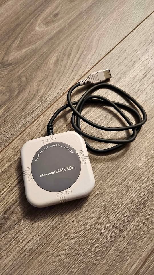 Nintendo Gameboy DMG 4 Player Adapter