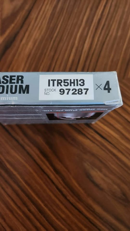 NGK Laser Iridium spark plugs - photo 2