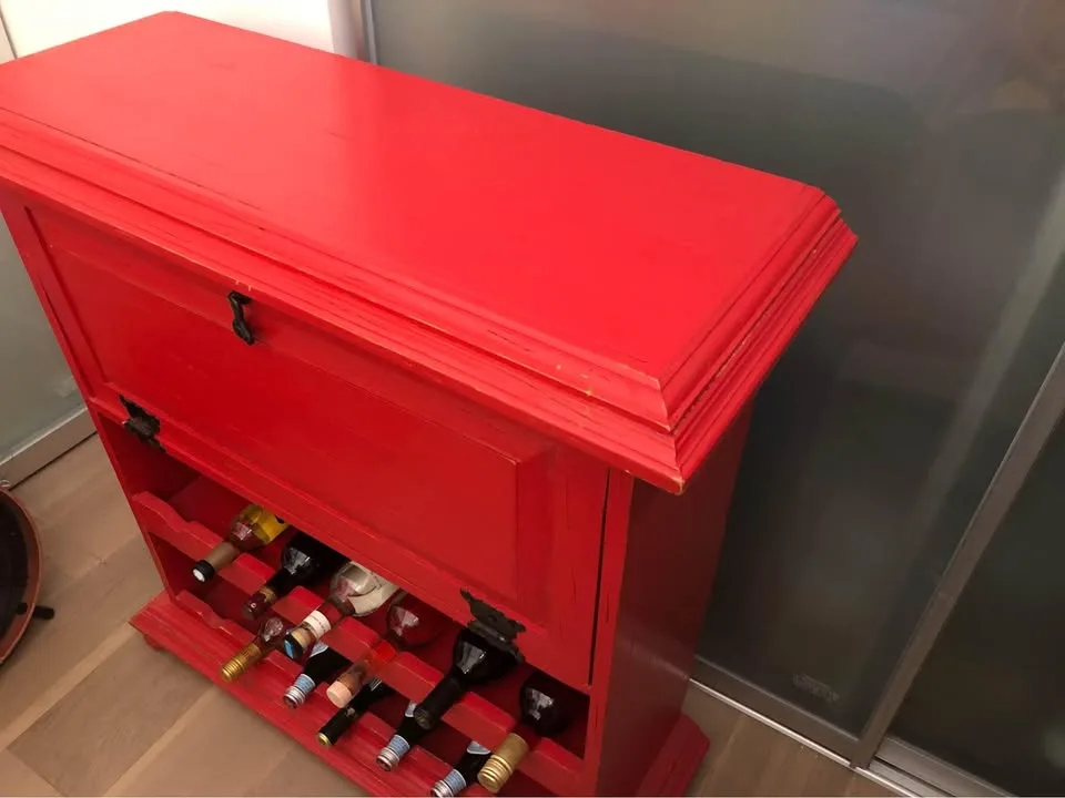 MCM Liquor Cabinet image indicator(5)