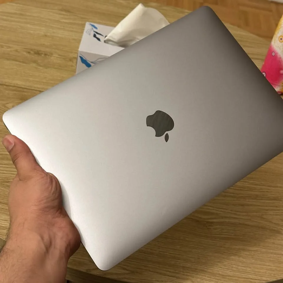 Apple MacBook Air - 2020 - M1 16/512 GB - Space Grey image indicator(3)