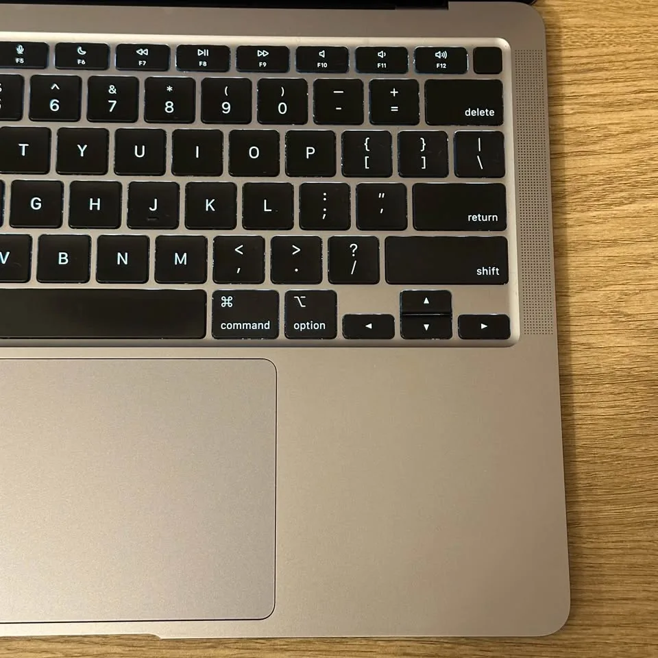 Apple MacBook Air - 2020 - M1 16/512 GB - Space Grey image indicator(8)