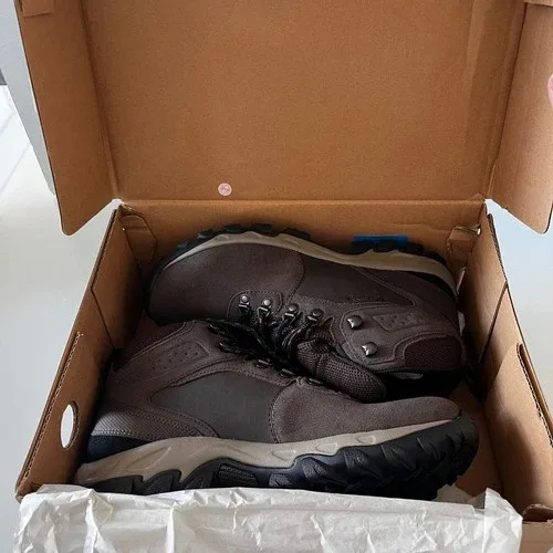 Columbia Hiking Boot Shoe Mens Size 8.5 image indicator(10)