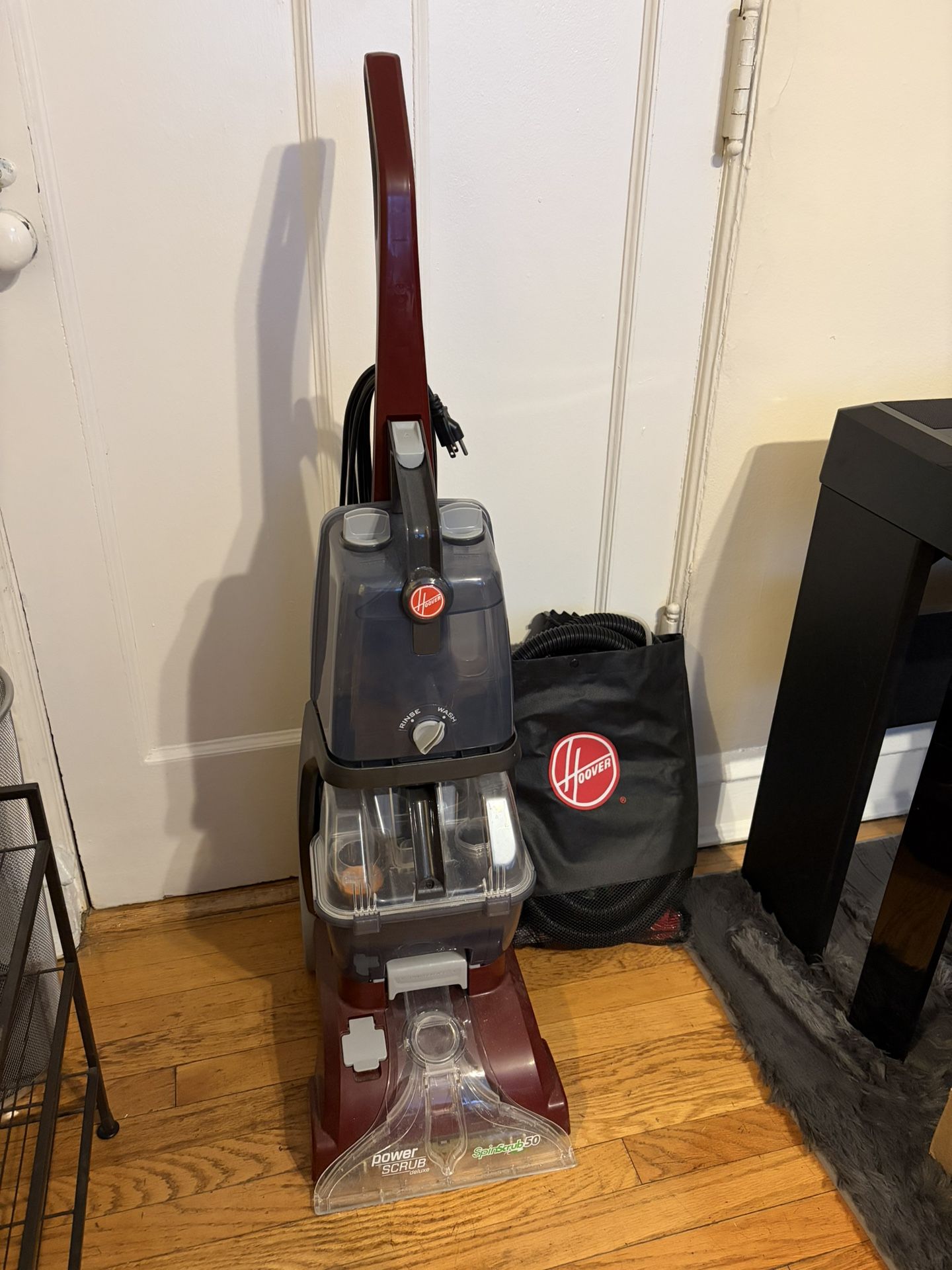Carpet cleaner, tested and works comes with hose