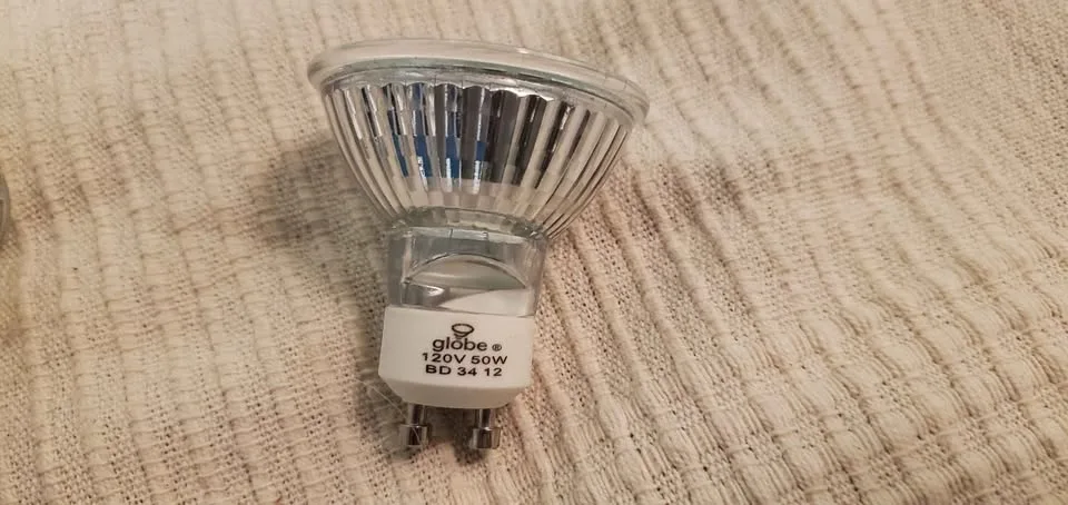 10 x Globe Halogen 50W Light Bulbs image indicator(2)