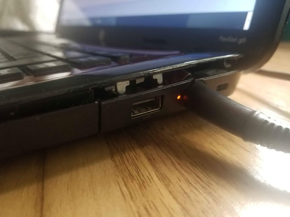 AS IS: HP Pavilion G6 Series, 500GB HD/ 4GB RAM - photo 5