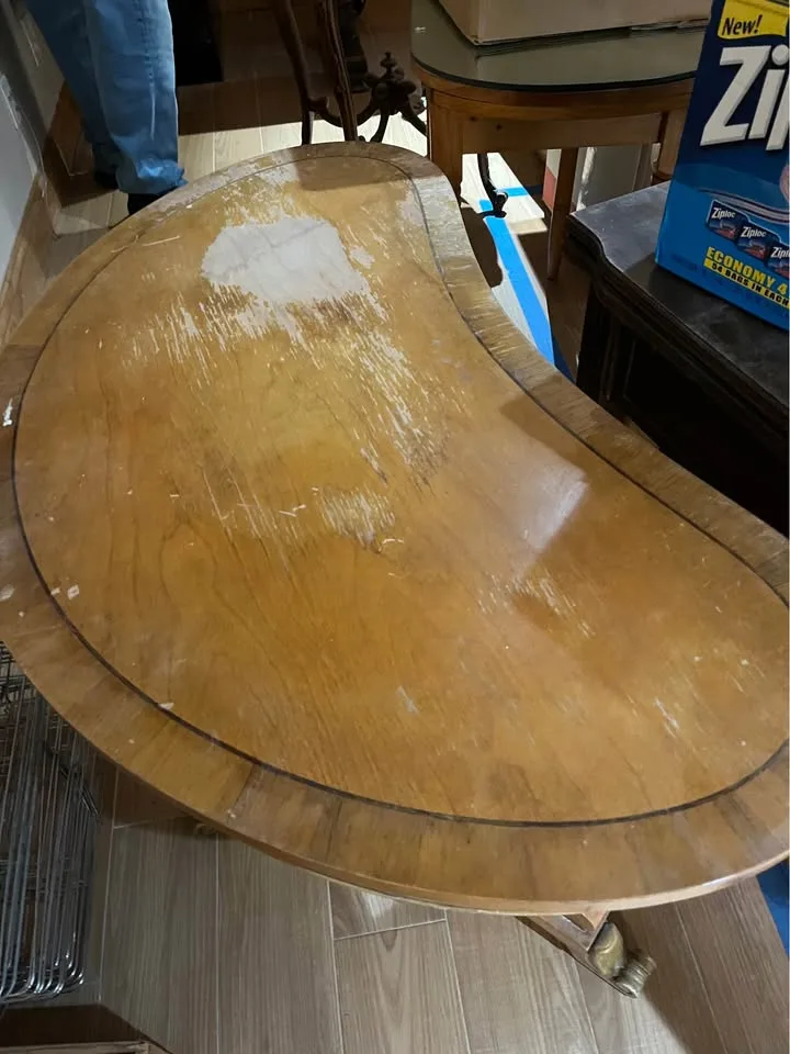 Vintage kidney shaped writing desk image indicator(7)