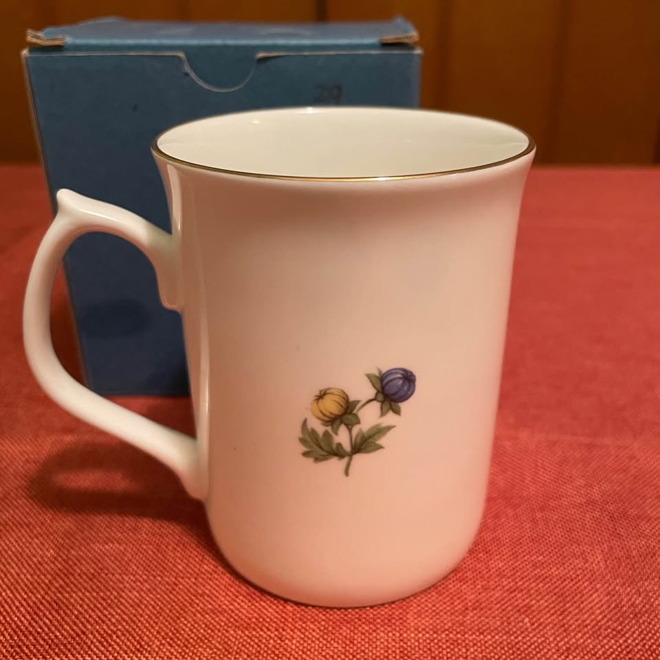 NEW✨Vintage JASON Charming Floral Mug - photo 3