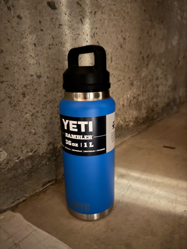 Yeti Rambler 36oz Bottle – Big Wave Blue – $50 OBO
