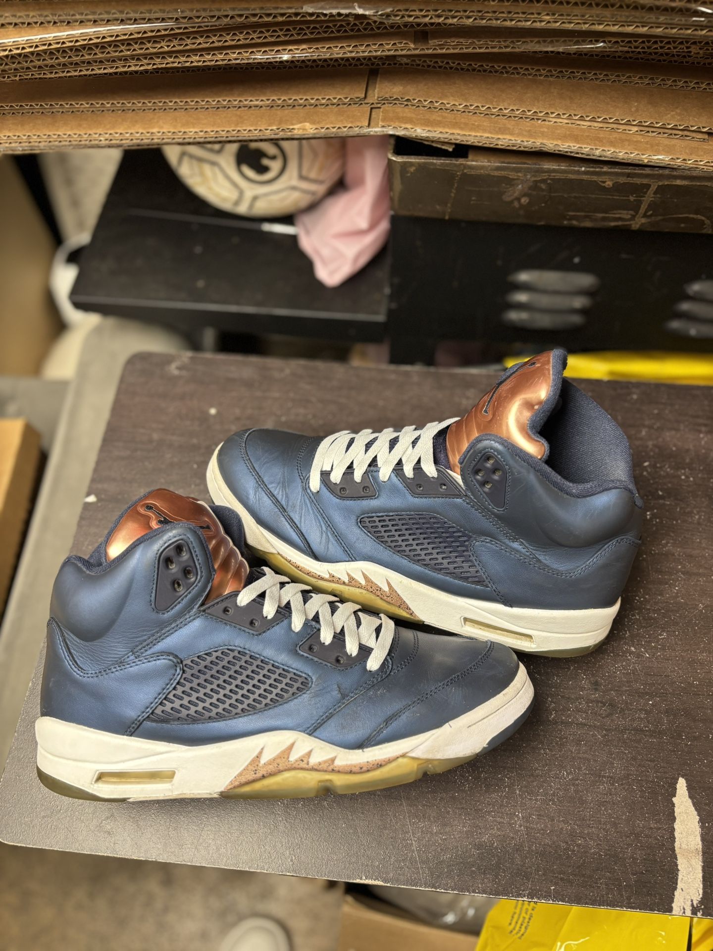 Air Jordan 5 Bronze
