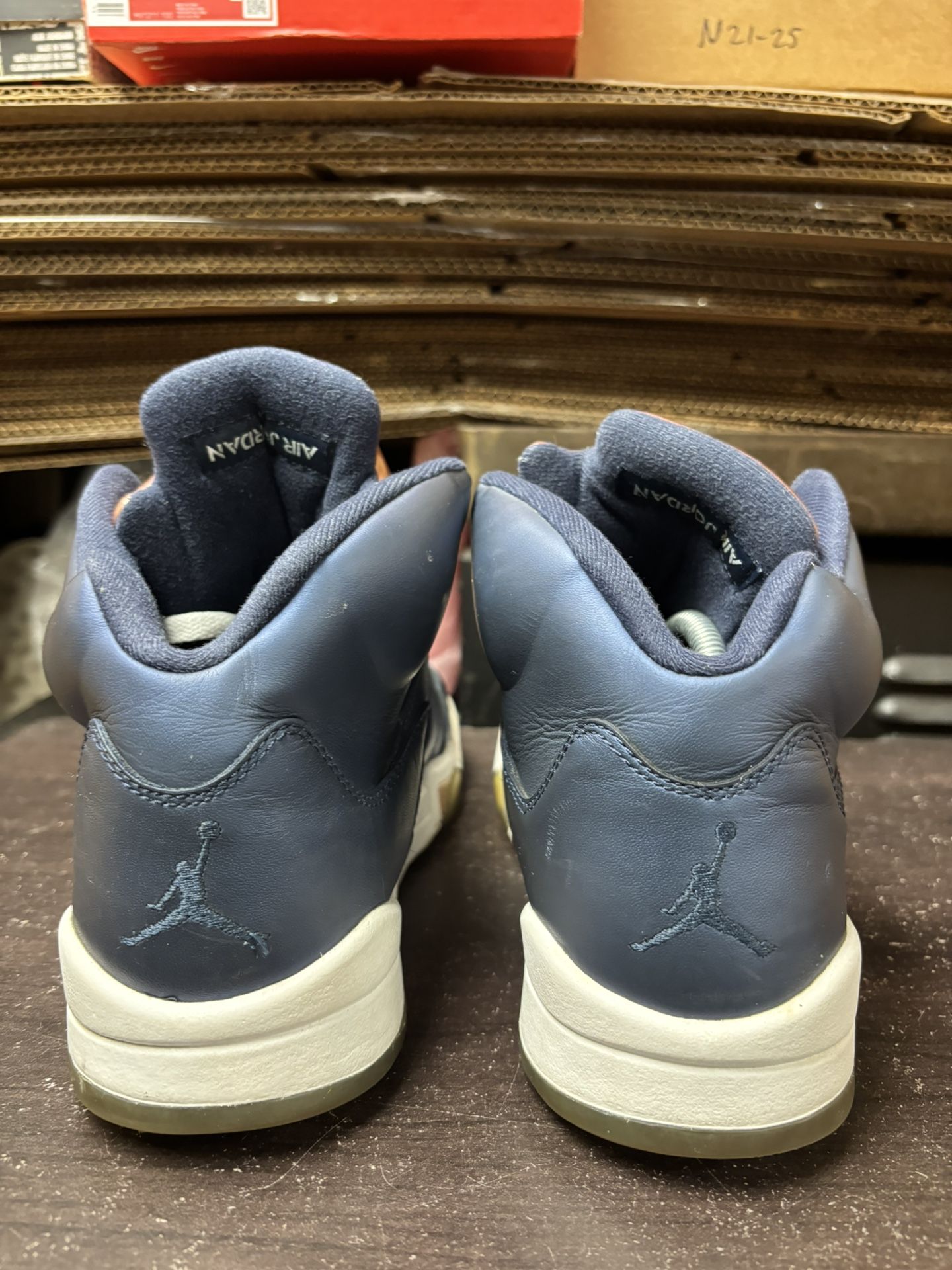 Air Jordan 5 Bronze - photo 4
