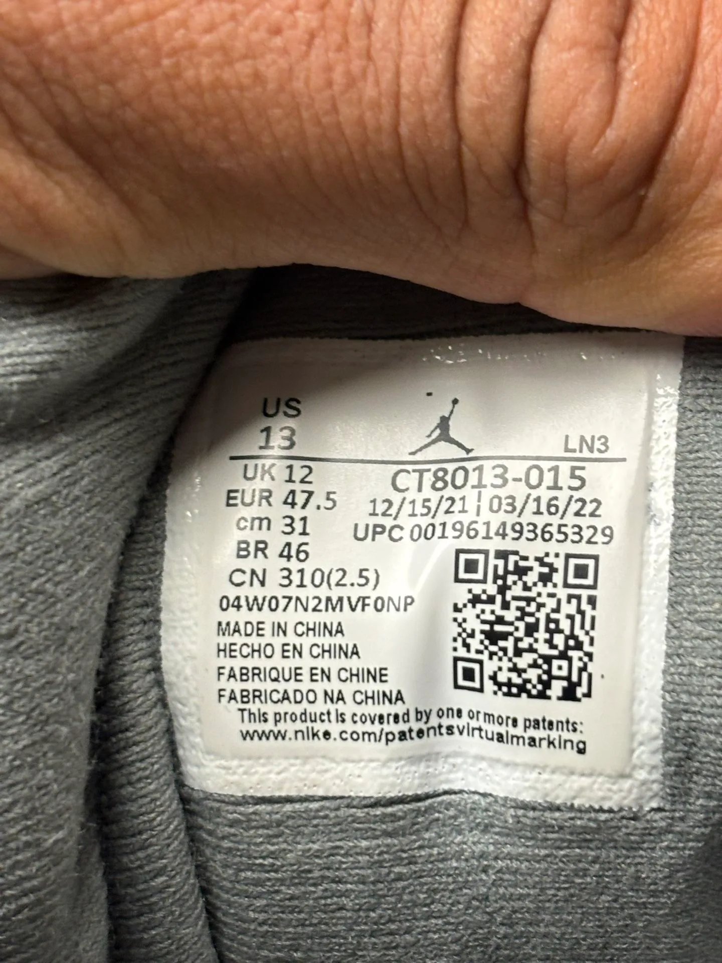 Air Jordan 12 Stealth image indicator(6)