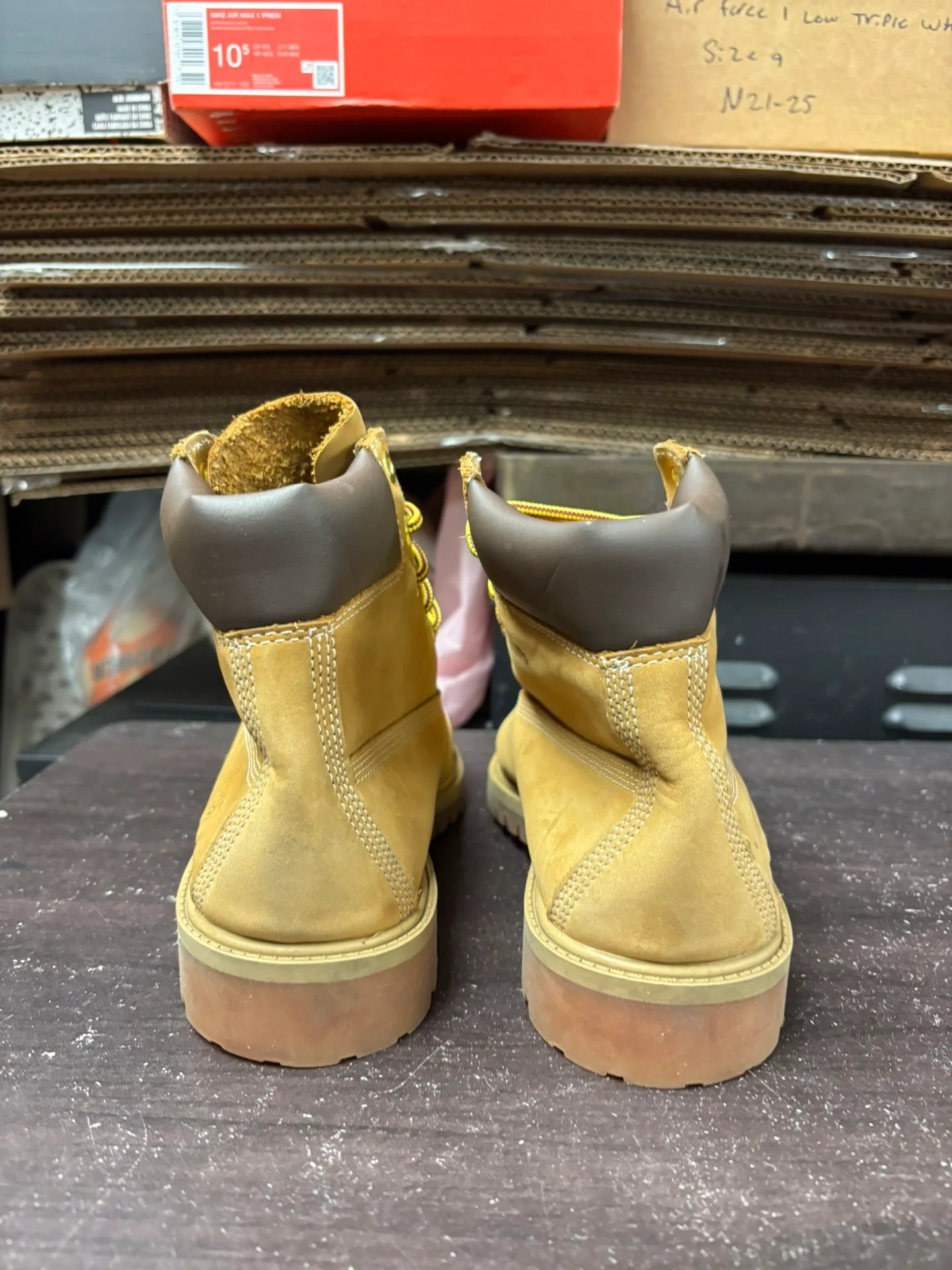 Biege Timberland Boots image indicator(4)