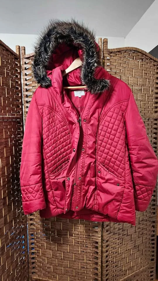 Red Puffer Jacket Size L