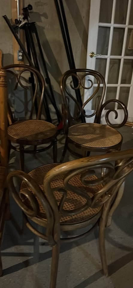 Wood chairs - photo 3