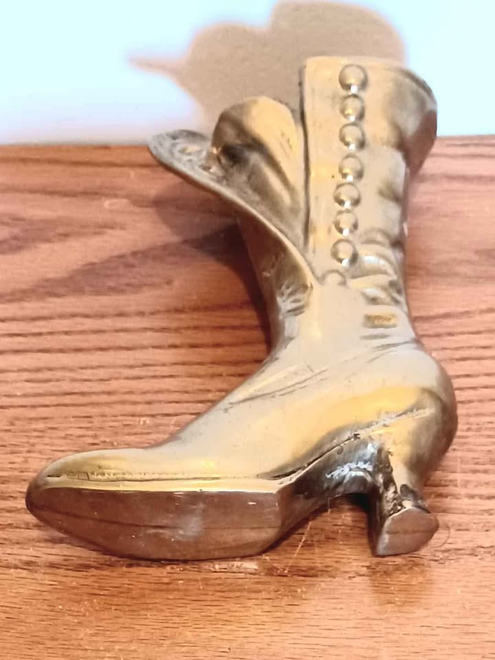 Vtg 1960s Handmade Heavy Brass Victorian Boot - photo 3