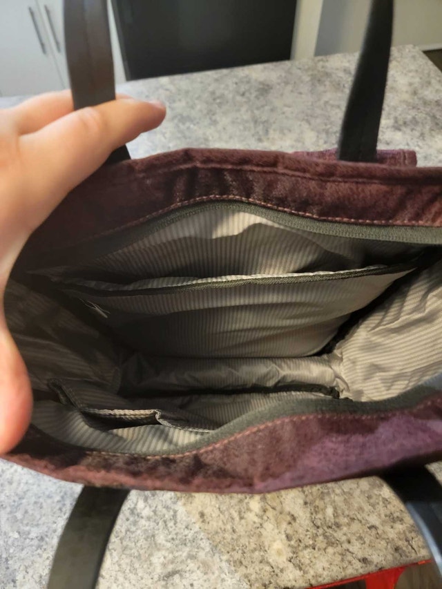 **PENDING**Sherpani Convertible Backpack/Tote - photo 3