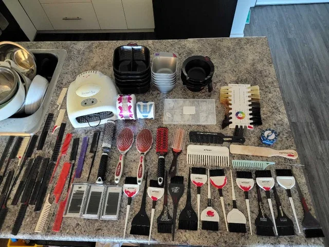 **OFFERS WELCOME** HUGE Cosmetology Bundle