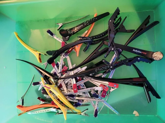 **OFFERS WELCOME** HUGE Cosmetology Bundle image indicator(2)