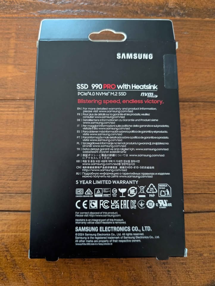 Samsung 990 PRO 2TB PCIe 4.0 NVMe M.2 SSD - photo 2