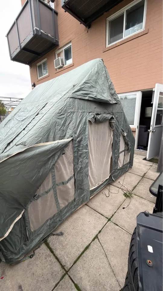 Kikilive Inflatable Camping Tent, 4-6 Person Inflatable Tent image indicator(5)