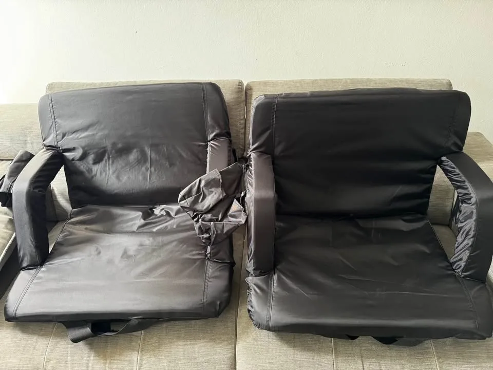 Sportneer Stadium extra wide Seats with Backs image indicator(3)