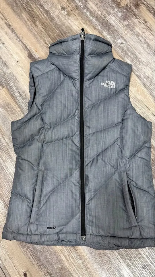 The North Face 550 Goose Down Puffer Vest Gray