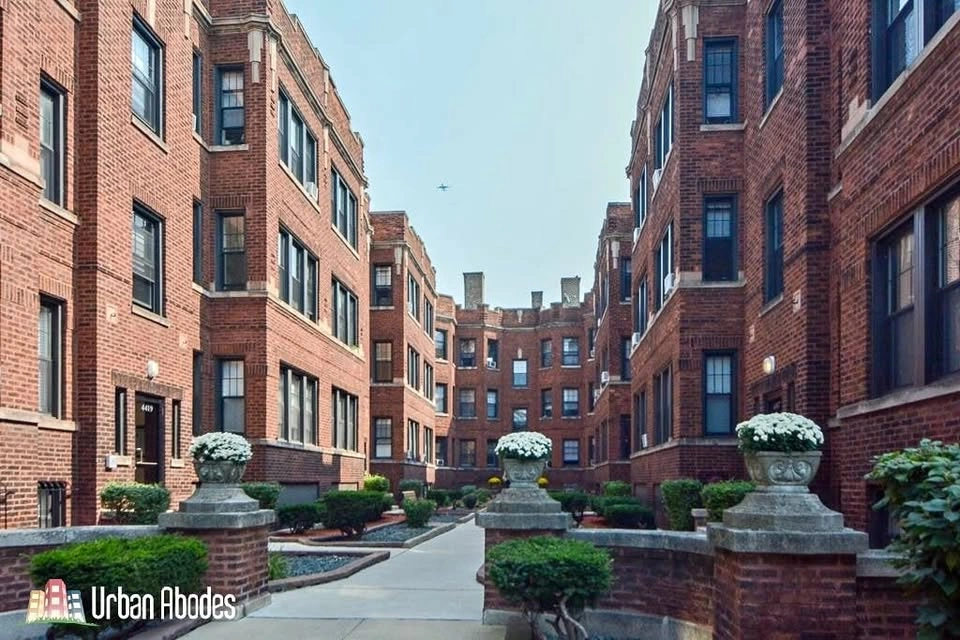 Studio 1 Bath Apartment