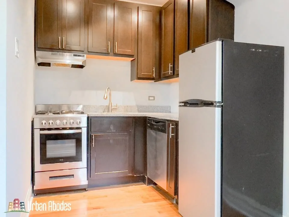 1 Bed 1 Bath Apartment image indicator(2)