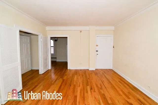 Studio 1 Bath Apartment image indicator(6)