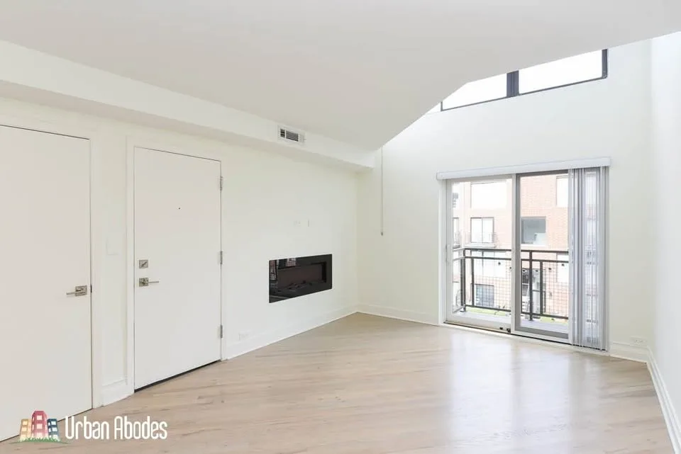 1 Bed 1 Bath Apartment image indicator(9)