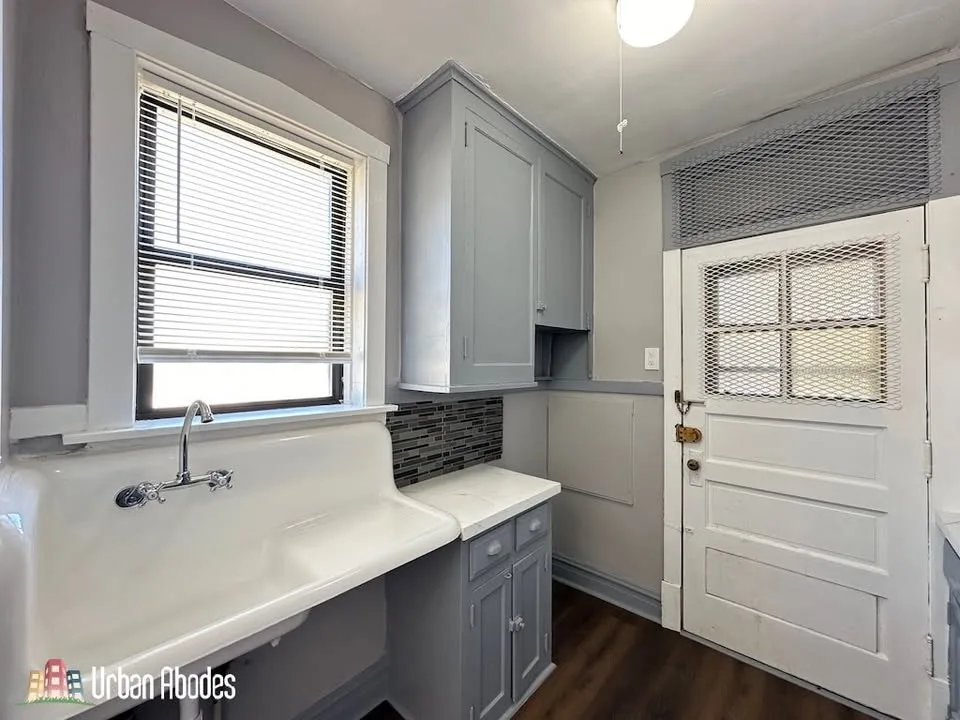 Studio 1 Bath Apartment image indicator(3)