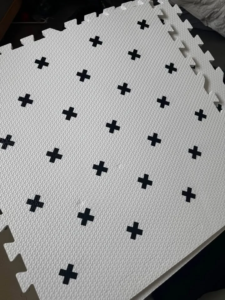 Tc bunny baby floor mat(47”x70”) image indicator(2)