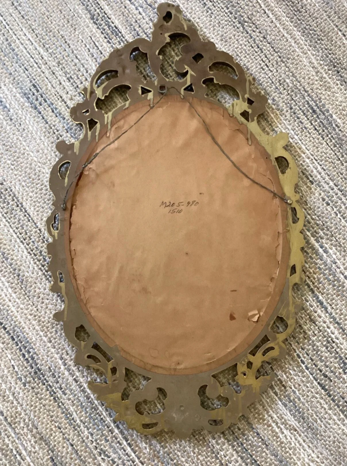 Vintage French Style Glit Carved Mirror 18”x 31�” image indicator(8)
