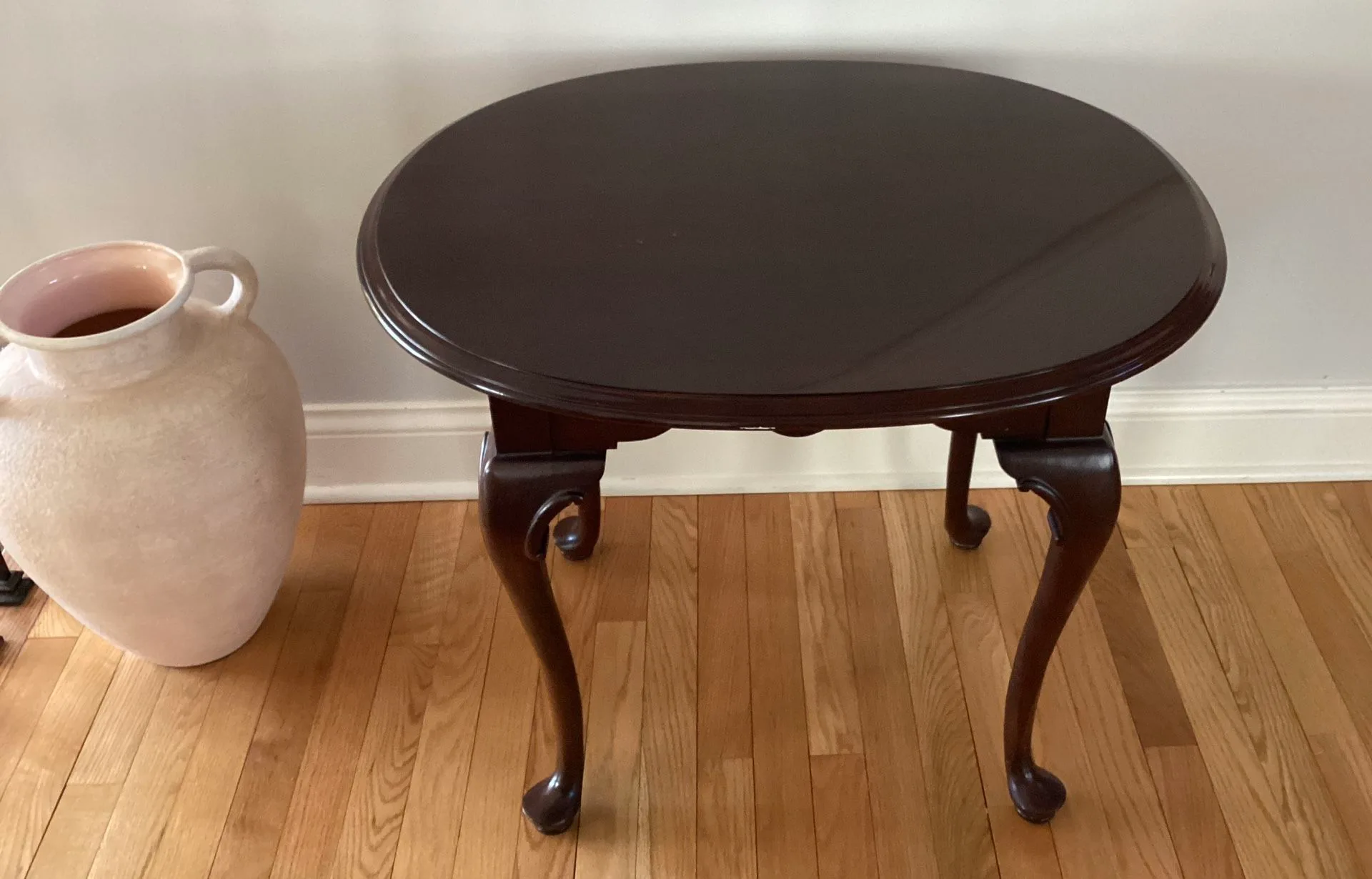 Ethan Allen Georgian Cherry Side End Table image indicator(6)
