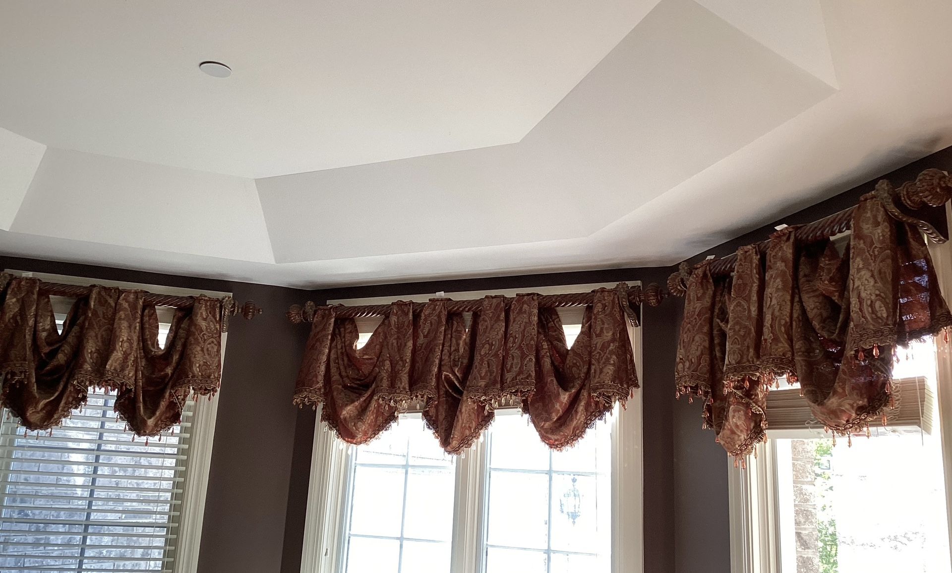 7 Beaded Swags , 3 Window Rods and 6 Wall Brackets