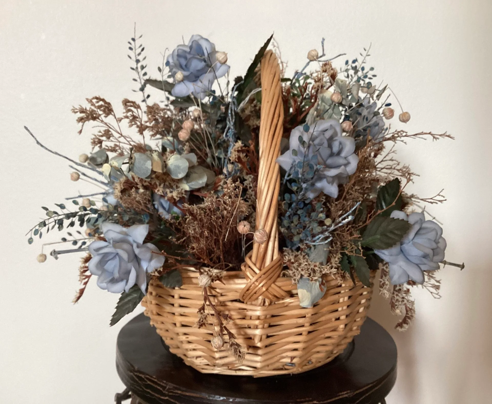 Artificial Floral Arrangement With Basket For Home Decor thumbnail
