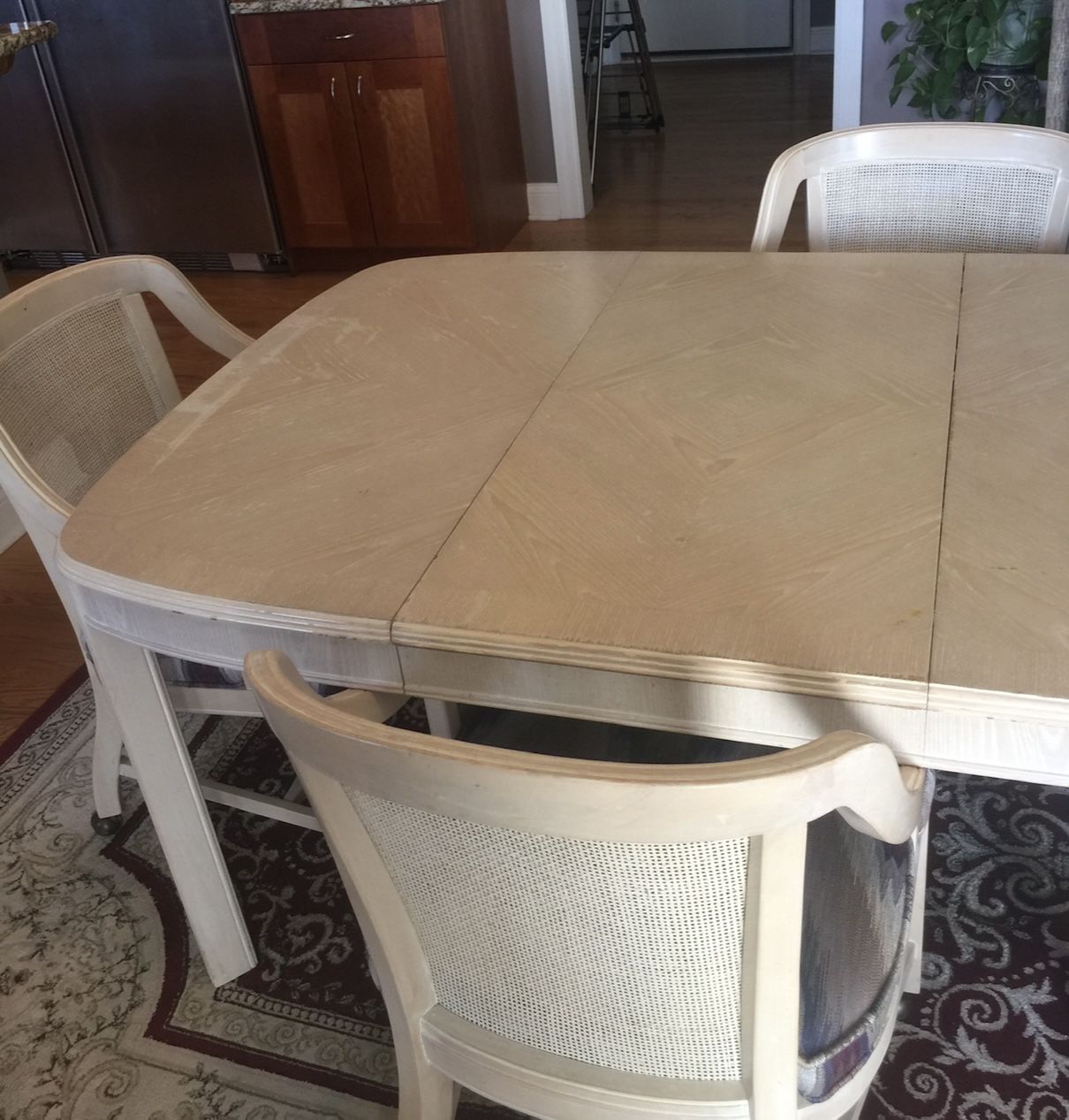 Drexel Heritage Dinning Table And Four Chairs With Top Cover Boa - photo 3