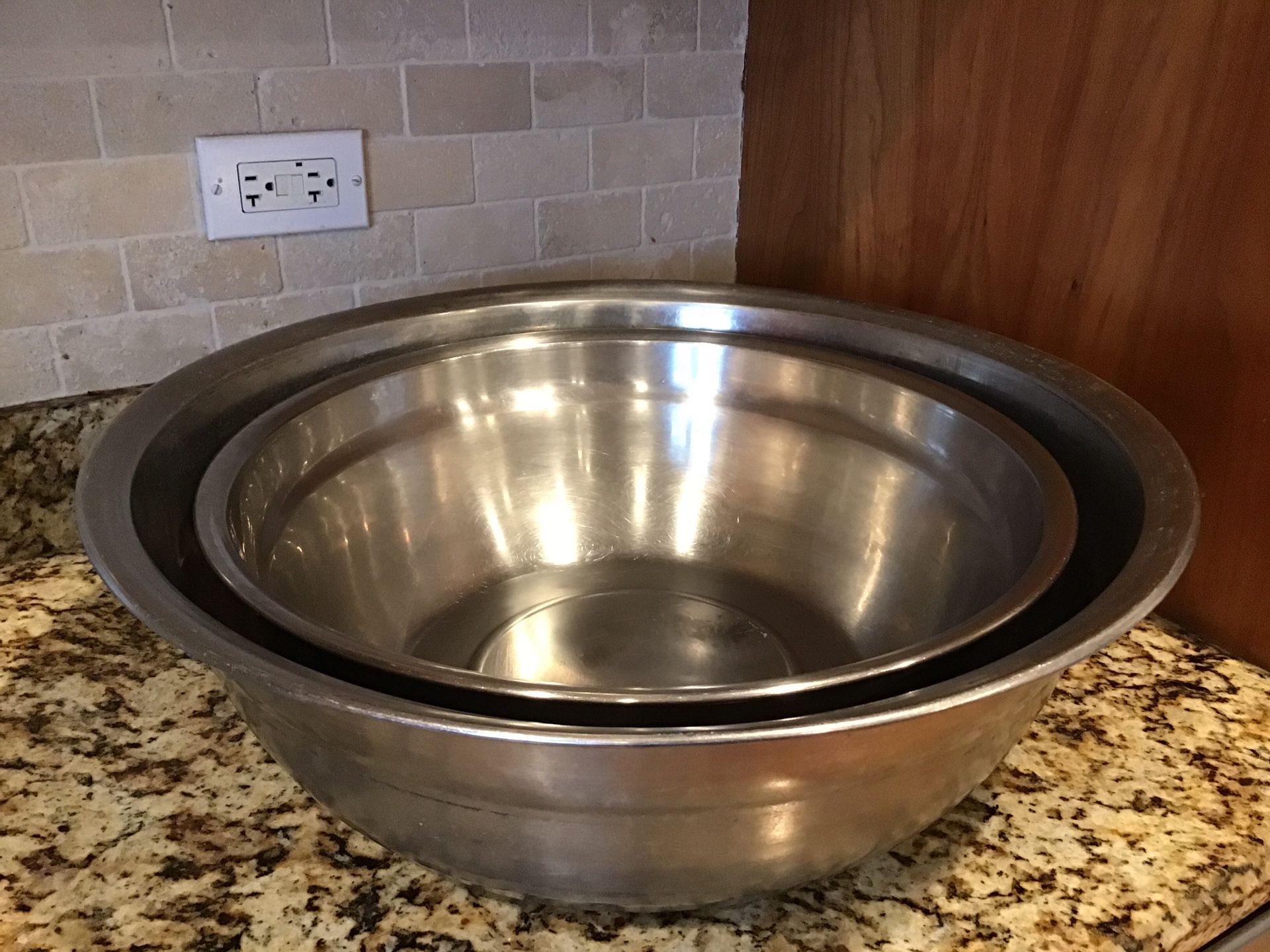 Stainless Steel Mixing Bowl All Purpose Large & Medium -21”and 1