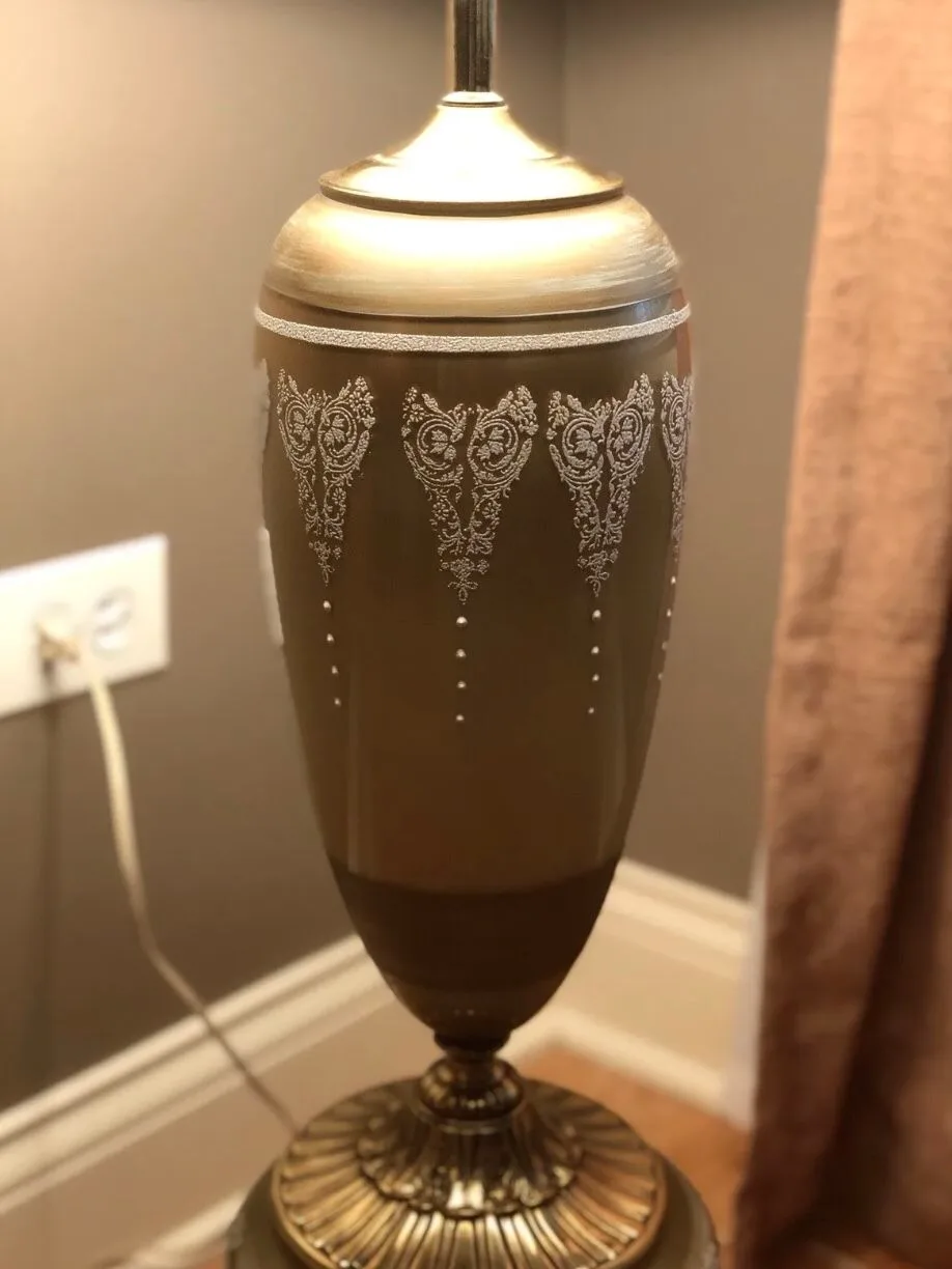 Antique Vintage Lamp Hollywood Regency image indicator(4)