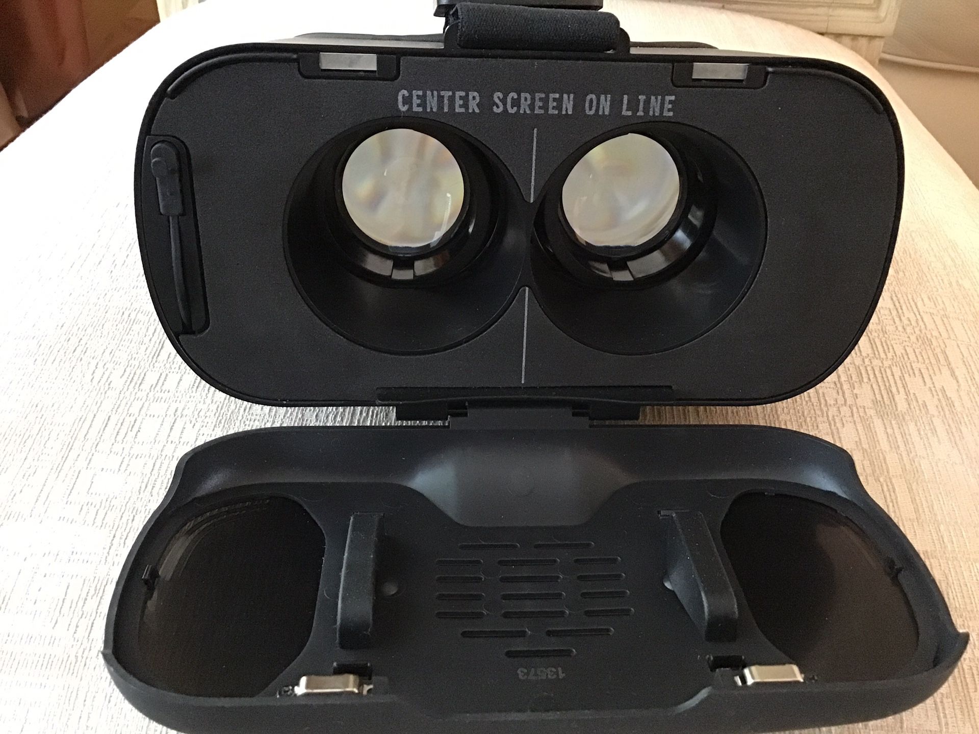TZUMI Dream Vision Virtul Reality Smartphone Headset - photo 3