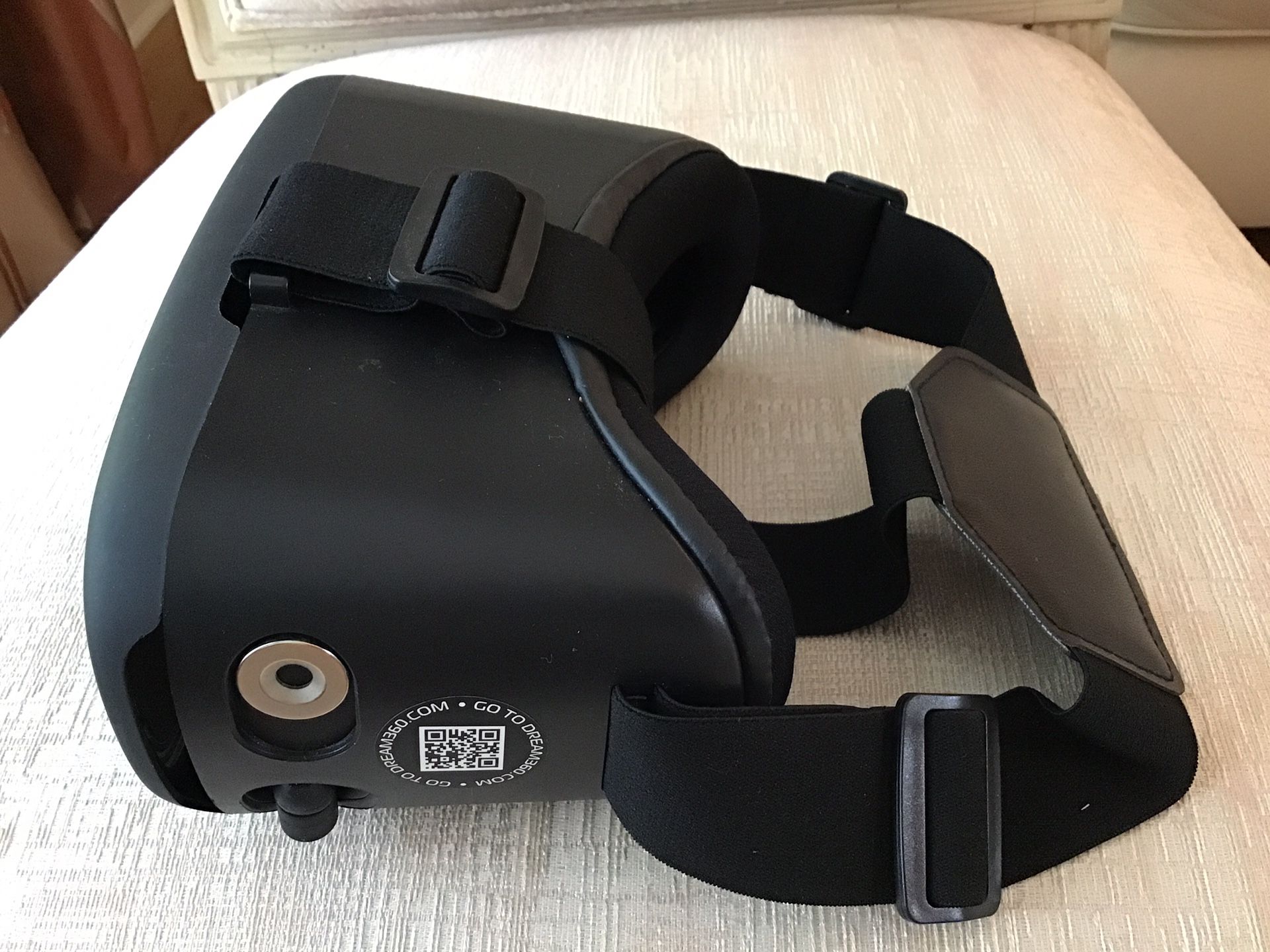 TZUMI Dream Vision Virtul Reality Smartphone Headset - photo 4