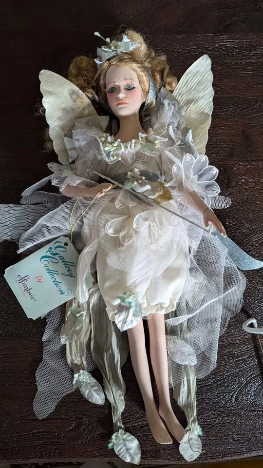 Magical Effanbee “Eve” Fairy Porcelain Doll image indicator(7)