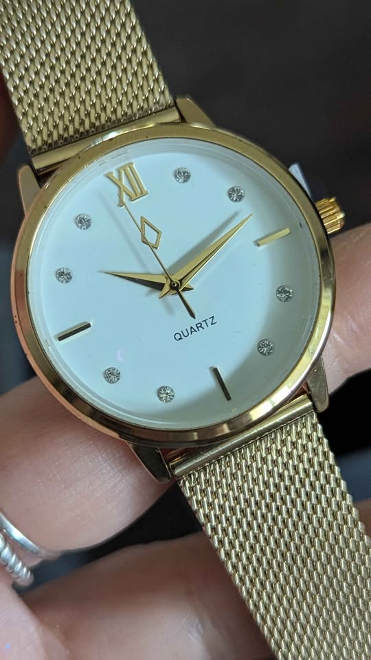 NIC & SID Gold tone watch w/Swarovski crystals - photo 3