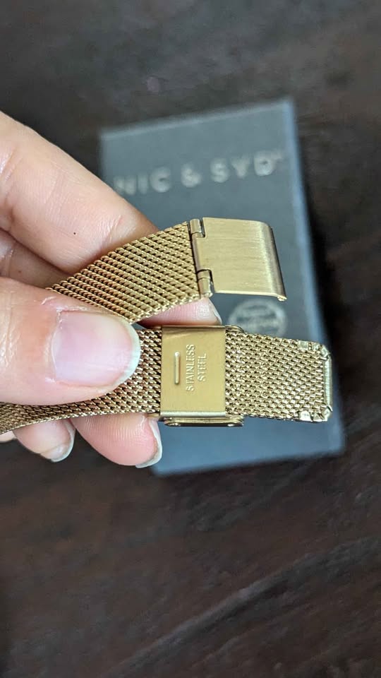 NIC & SID Gold tone watch w/Swarovski crystals - photo 5