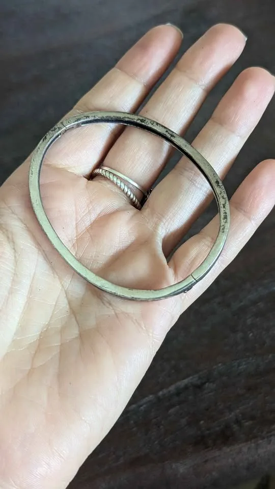 Solid Sterling silver Bangle with lock image indicator(2)