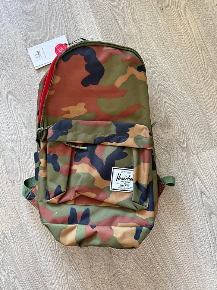 Herschel Supply Classic	XL Backpack new