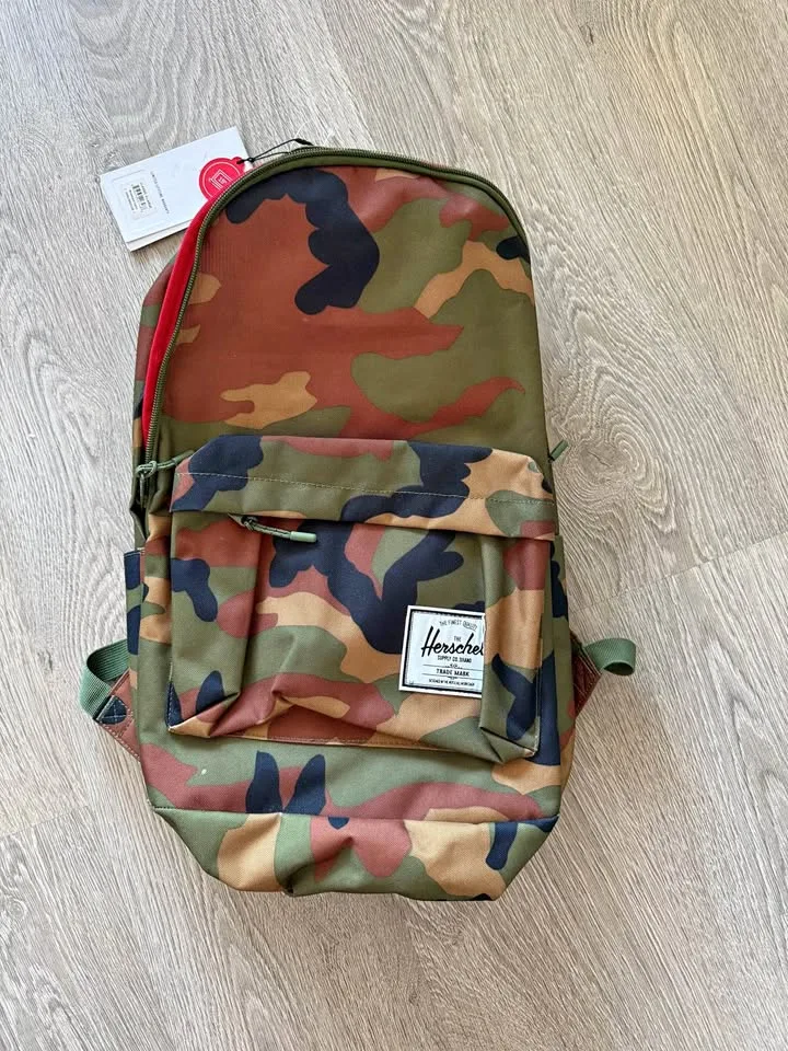 Herschel Supply Classic	XL Backpack new thumbnail