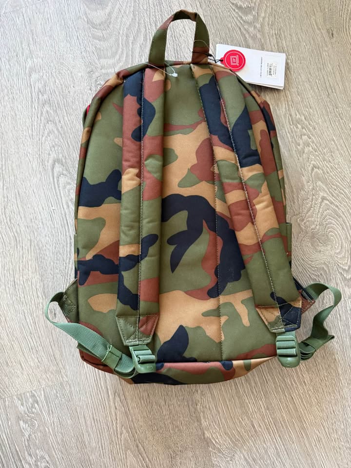 Herschel Supply Classic	XL Backpack new - photo 4