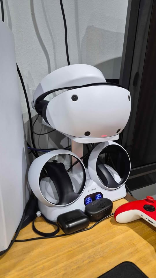 Play Station VR2 for sale!! - photo 3