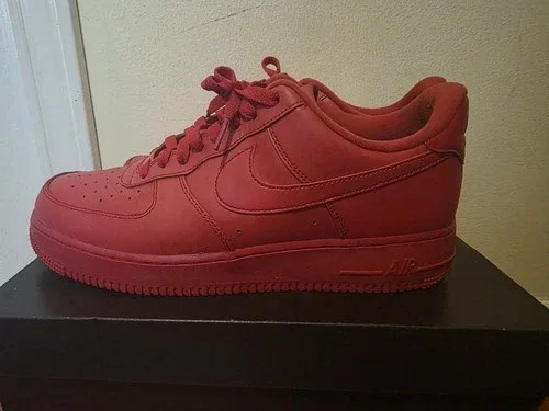 Size 11 - Nike Air Force 1 Low Triple Red image indicator(2)